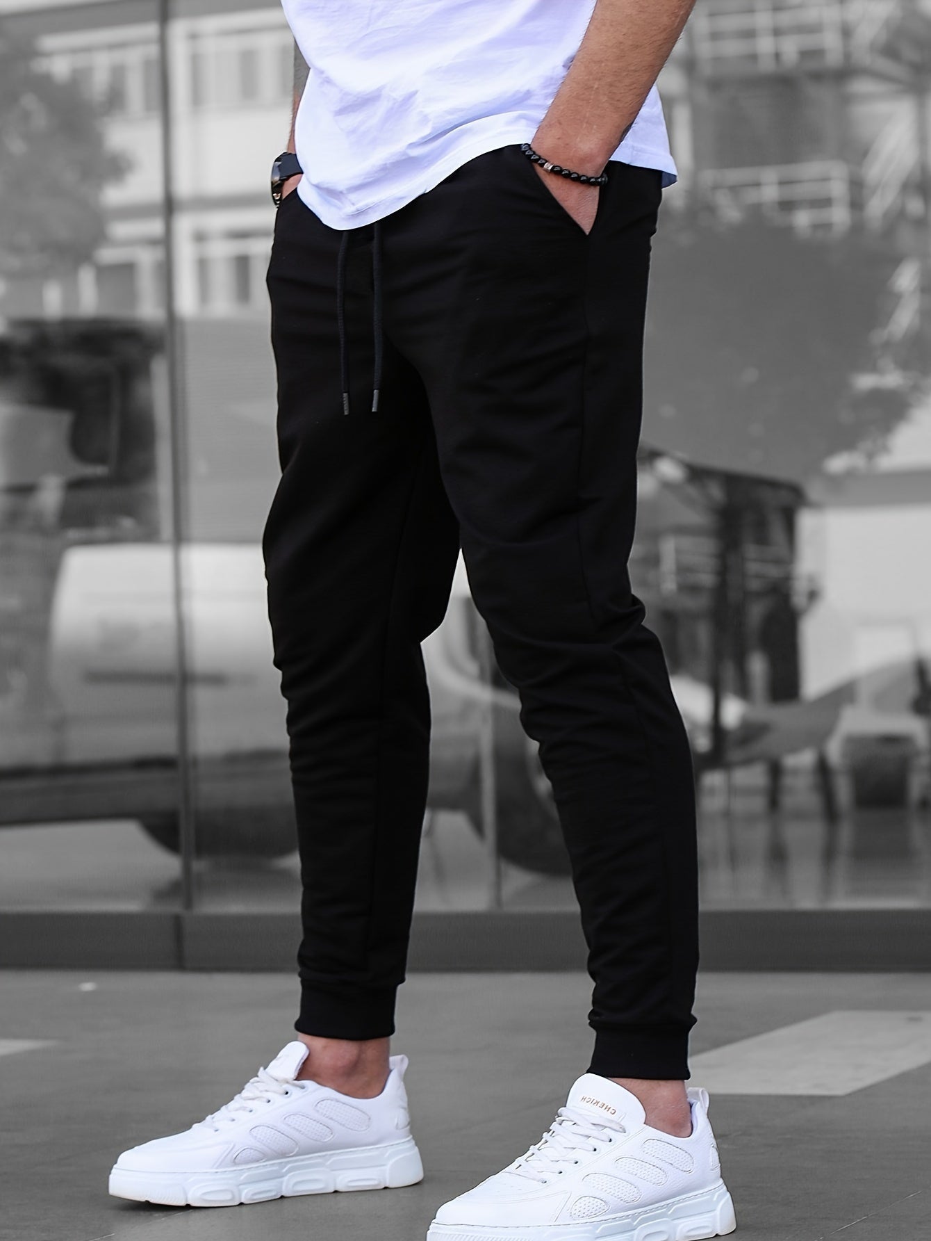 HENDERSON™ | Multi-Pocket Skinny