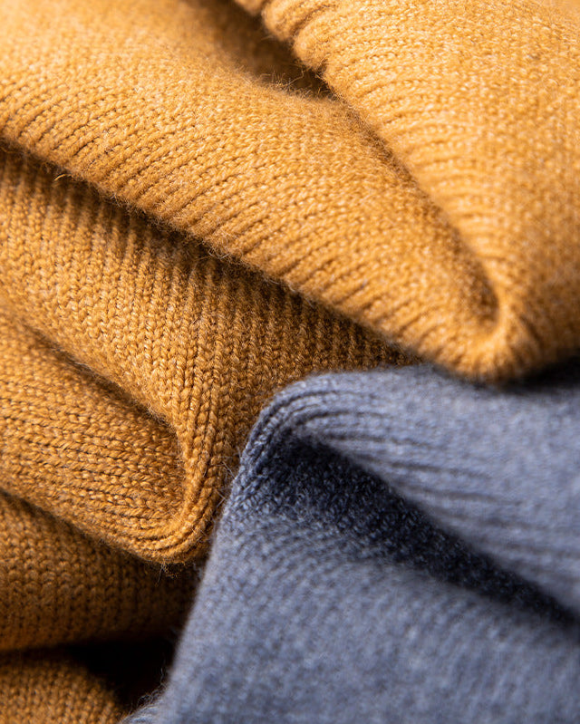 HENDERSON™ | V-Neck Sweater