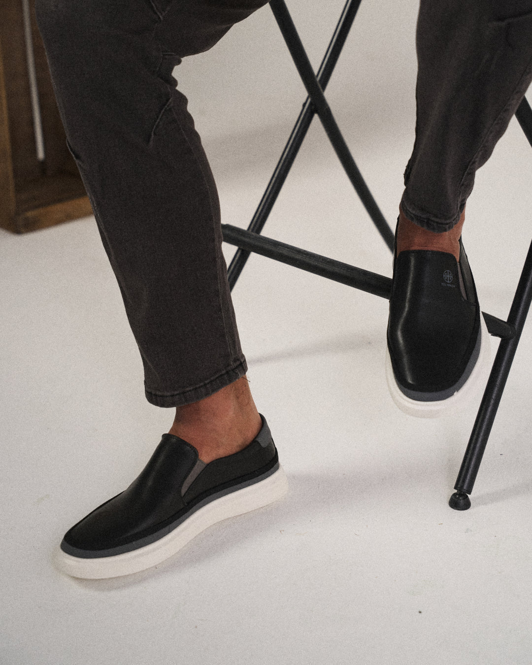 HENDERSON™ | Modern Slip-On Shoes