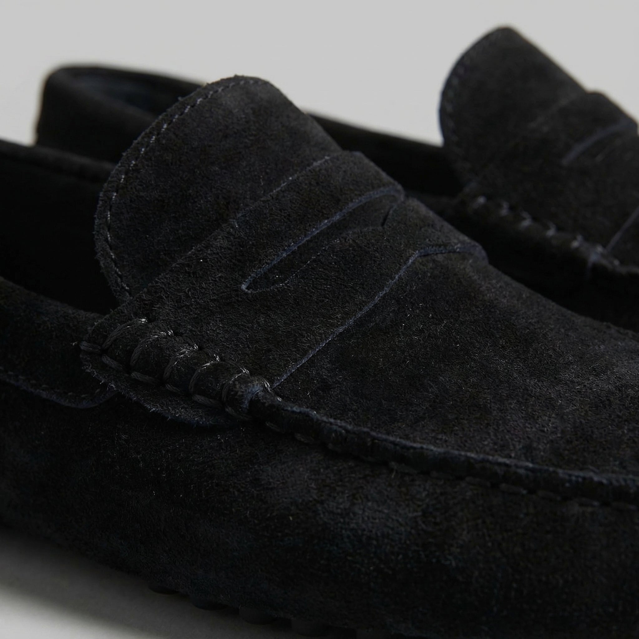 HENDERSON™ | Men's Classic Suede Penny Loafers