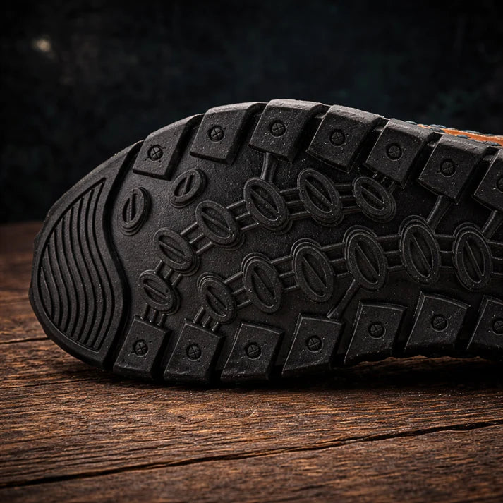 HENDERSON™ | Outdoor Trek Sandals