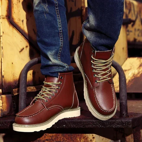 HENDERSON™ | CLASSIC LACE-UP BOOTS