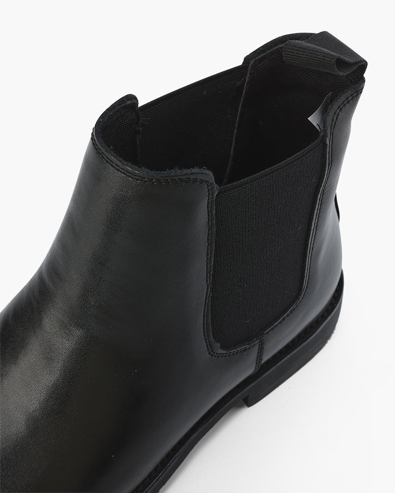 HENDERSON™ | Suede Chelsea boots