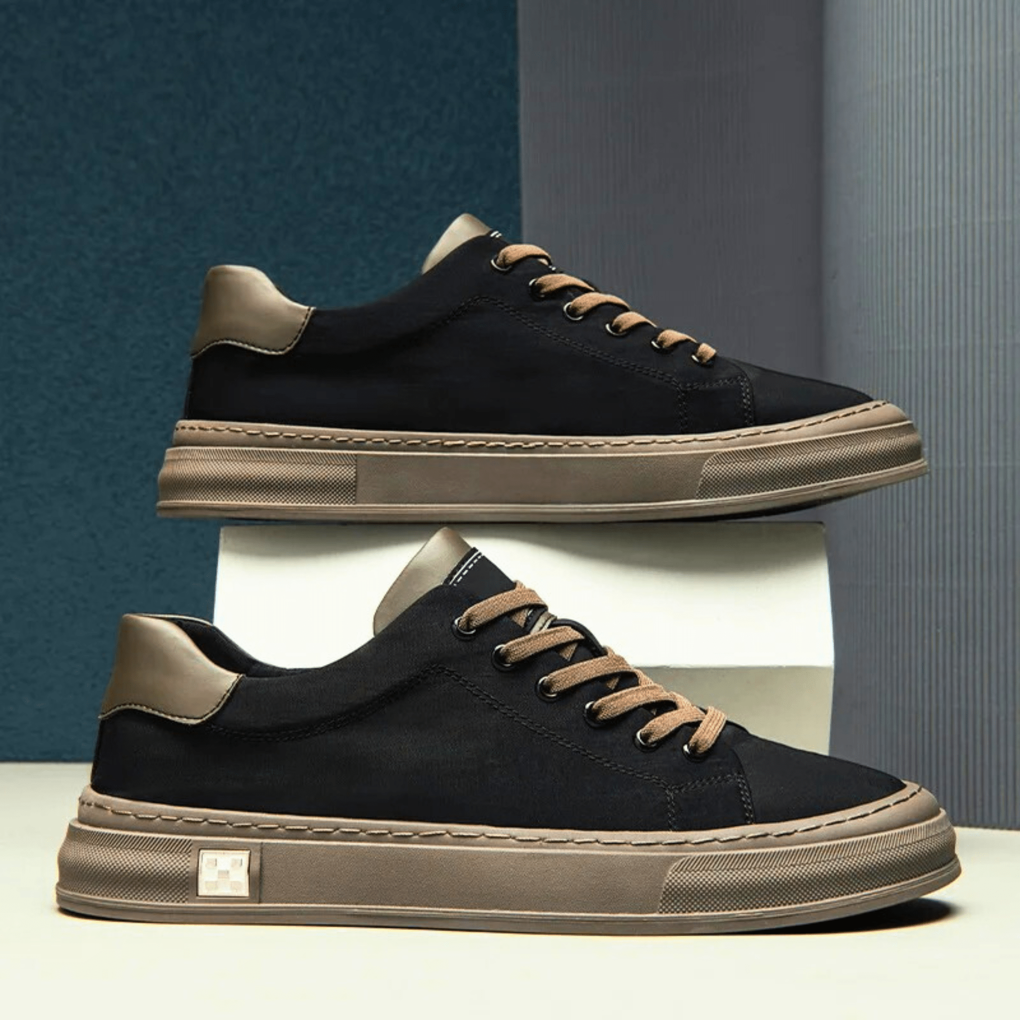 HENDERSON™ | Canvas Trainers